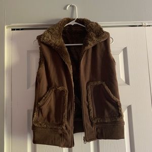 Reversible brown furry vest